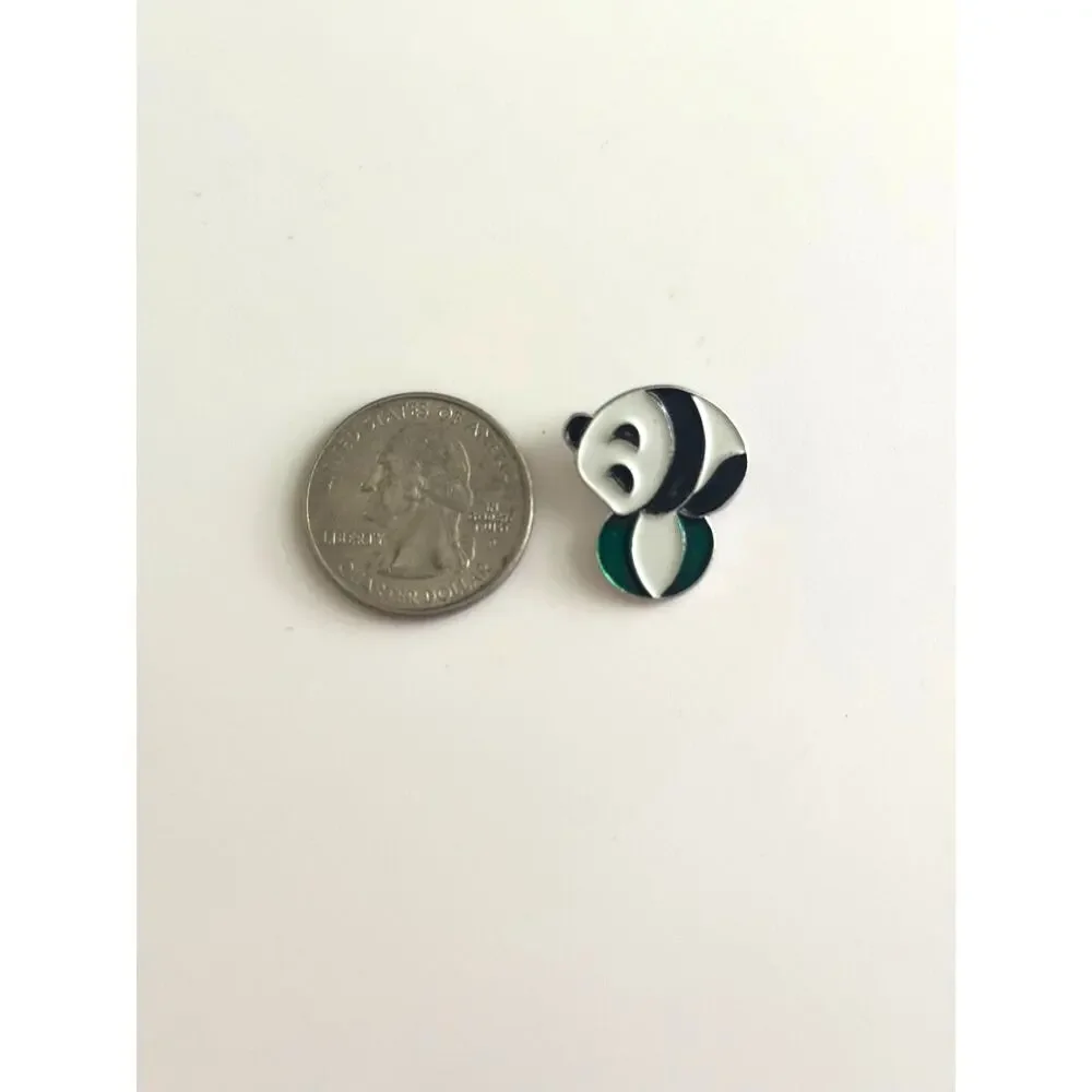 VTG 1980s Chinese Tiny Panda‎ Bear Ball Pin Silver Tone Black White Green Enamel